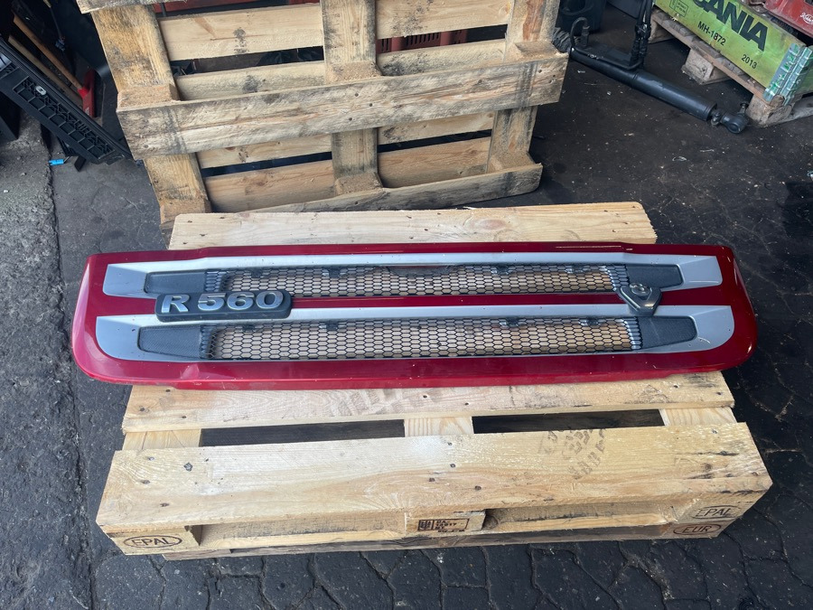SCANIA LOWER GRILL 1871667 - الكابينة والداخلية - شاحنة: صور 3 SCANIA LOWER GRILL 1871667 - الكابينة والداخلية - شاحنة: صور 3