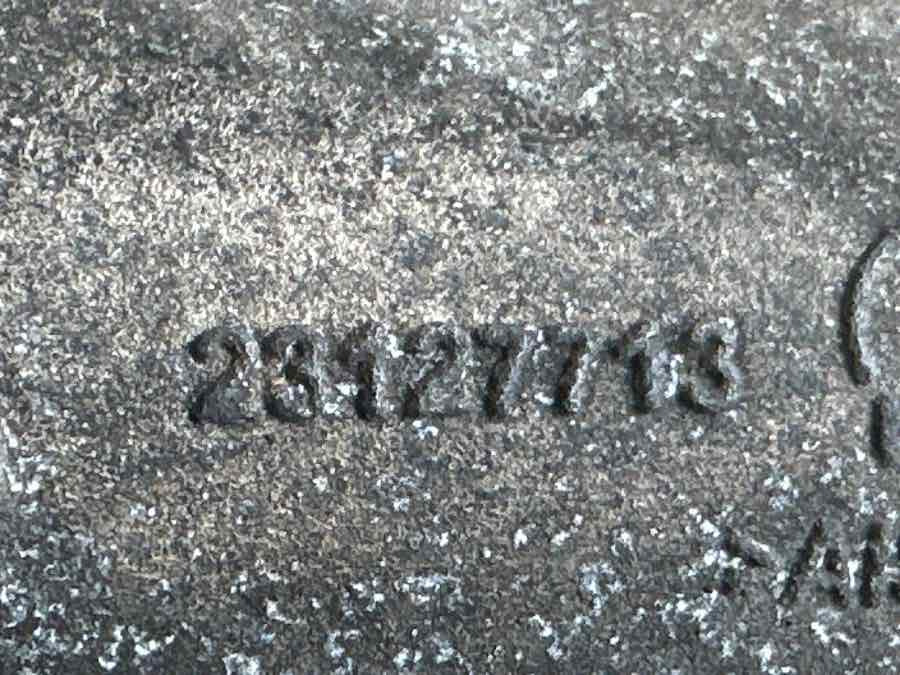 VOLVO AIR PIPE 23127713 - أنبوب سحب الهواء: صور 3 VOLVO AIR PIPE 23127713 - أنبوب سحب الهواء: صور 3