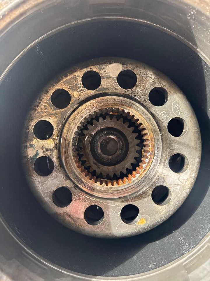 VOLVO HUBREDUCTION 21942659 - محاور - شاحنة: صور 3 VOLVO HUBREDUCTION 21942659 - محاور - شاحنة: صور 3