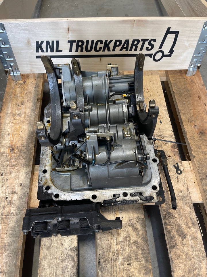 VOLVO ISHIFT SHIFTING HOUSE COMPLETE 20817639 - علبة التروس و قطع الغيار - شاحنة: صور 2 VOLVO ISHIFT SHIFTING HOUSE COMPLETE 20817639 - علبة التروس و قطع الغيار - شاحنة: صور 2