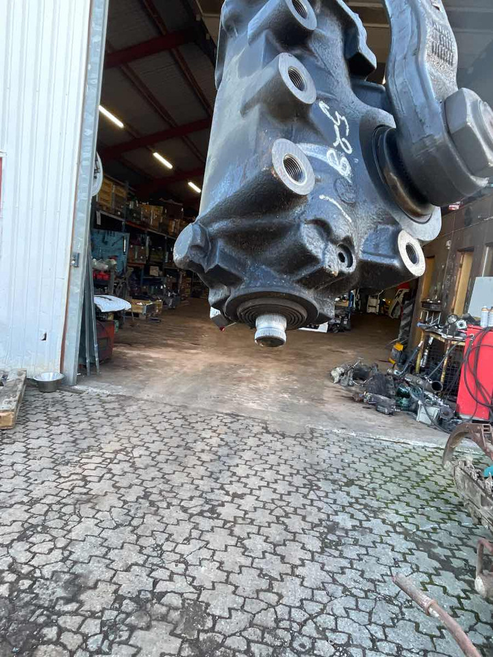 VOLVO STEERING GEAR 250458 - قيادة السيارة - شاحنة: صور 3 VOLVO STEERING GEAR 250458 - قيادة السيارة - شاحنة: صور 3