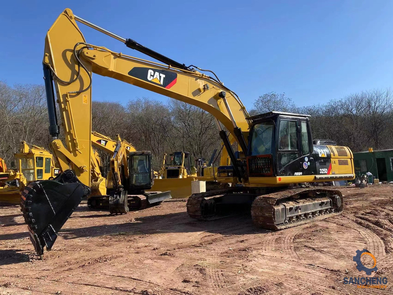 CAT 325D - حفارة: صور 1 CAT 325D - حفارة: صور 1