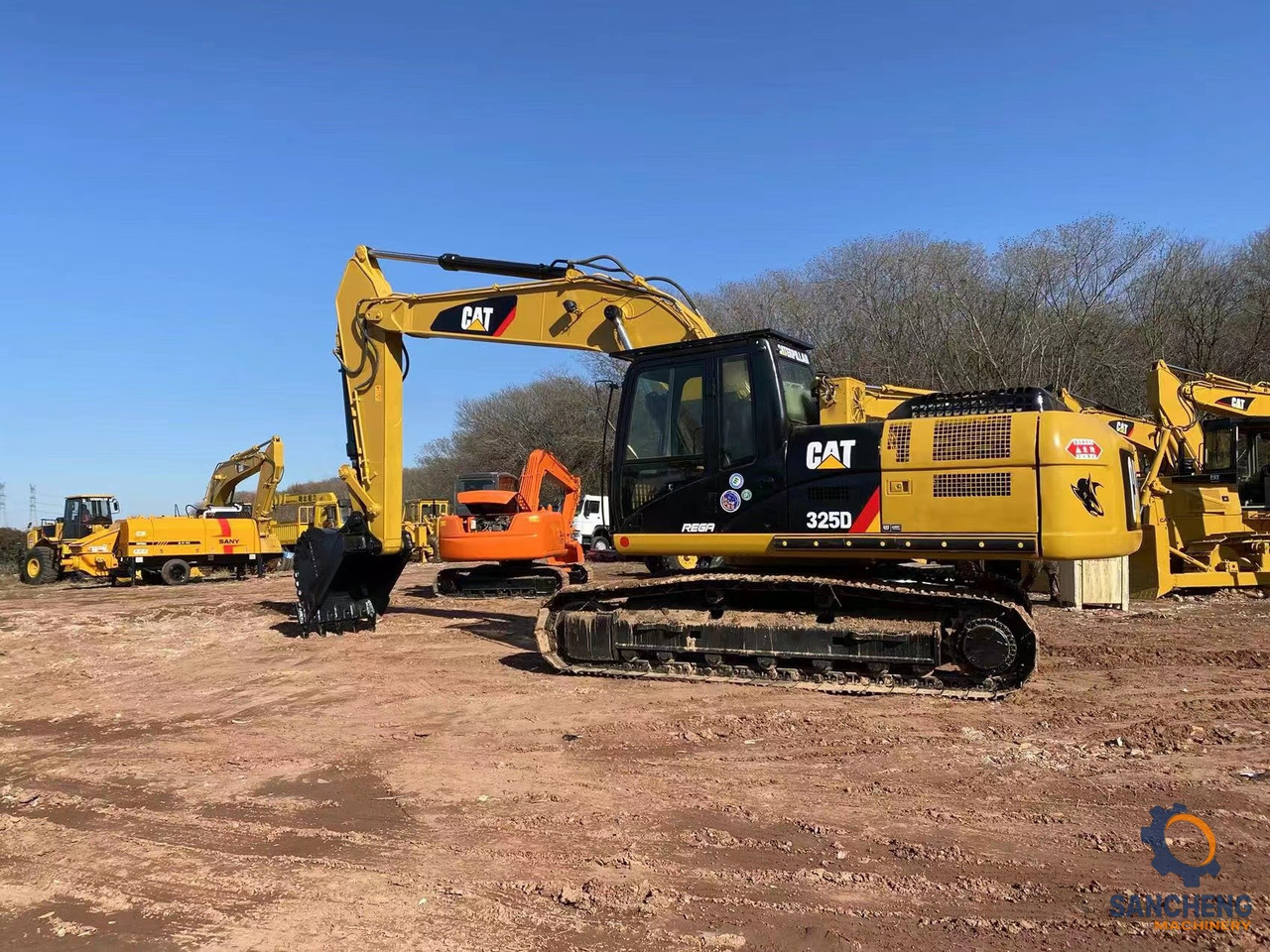 حفارة CAT 325D: صور 7