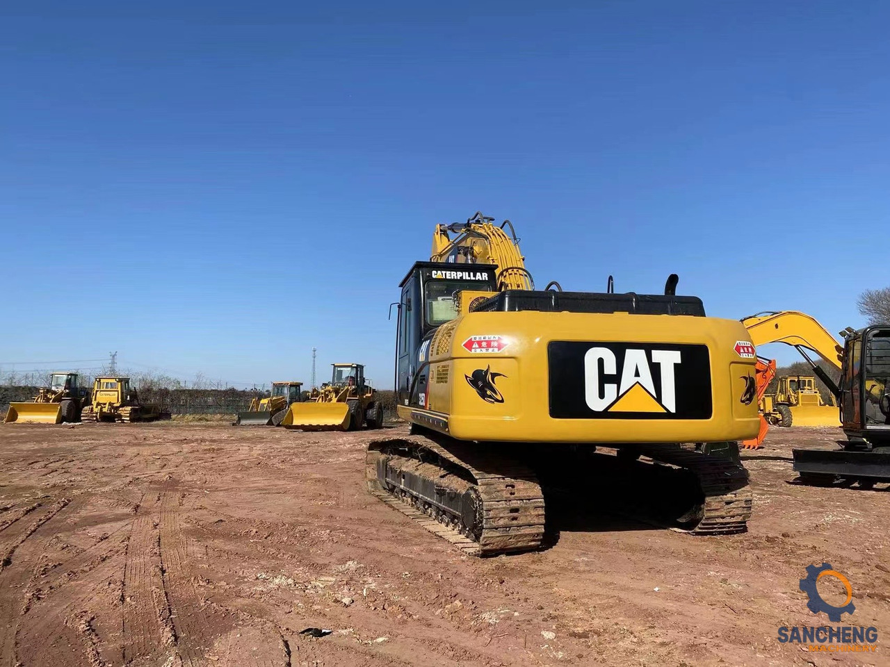 حفارة CAT 325D: صور 12