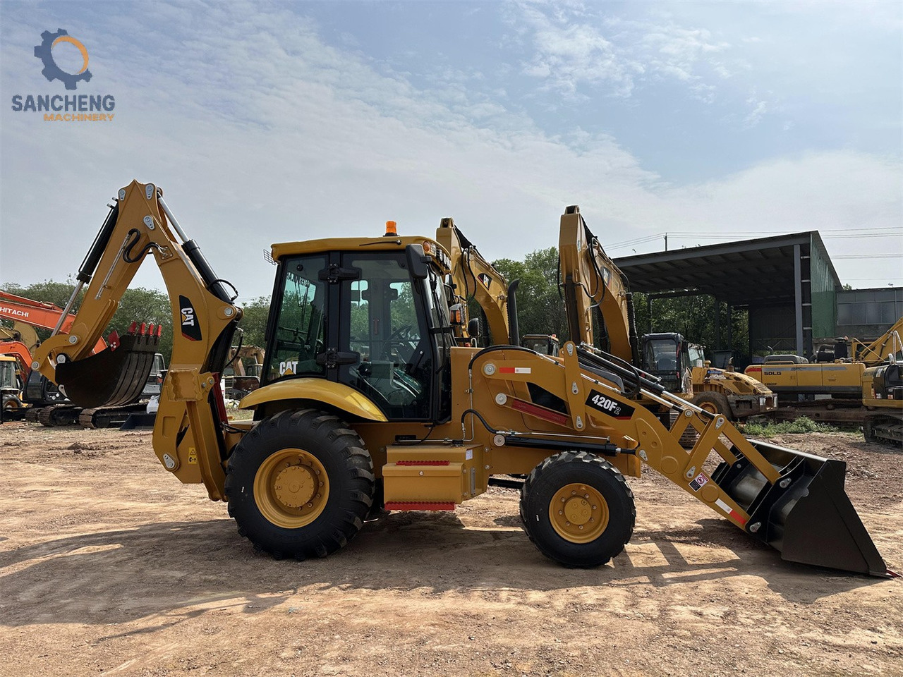 CAT 420F2 - حفار متعدد الاستخدام: صور 1 CAT 420F2 - حفار متعدد الاستخدام: صور 1