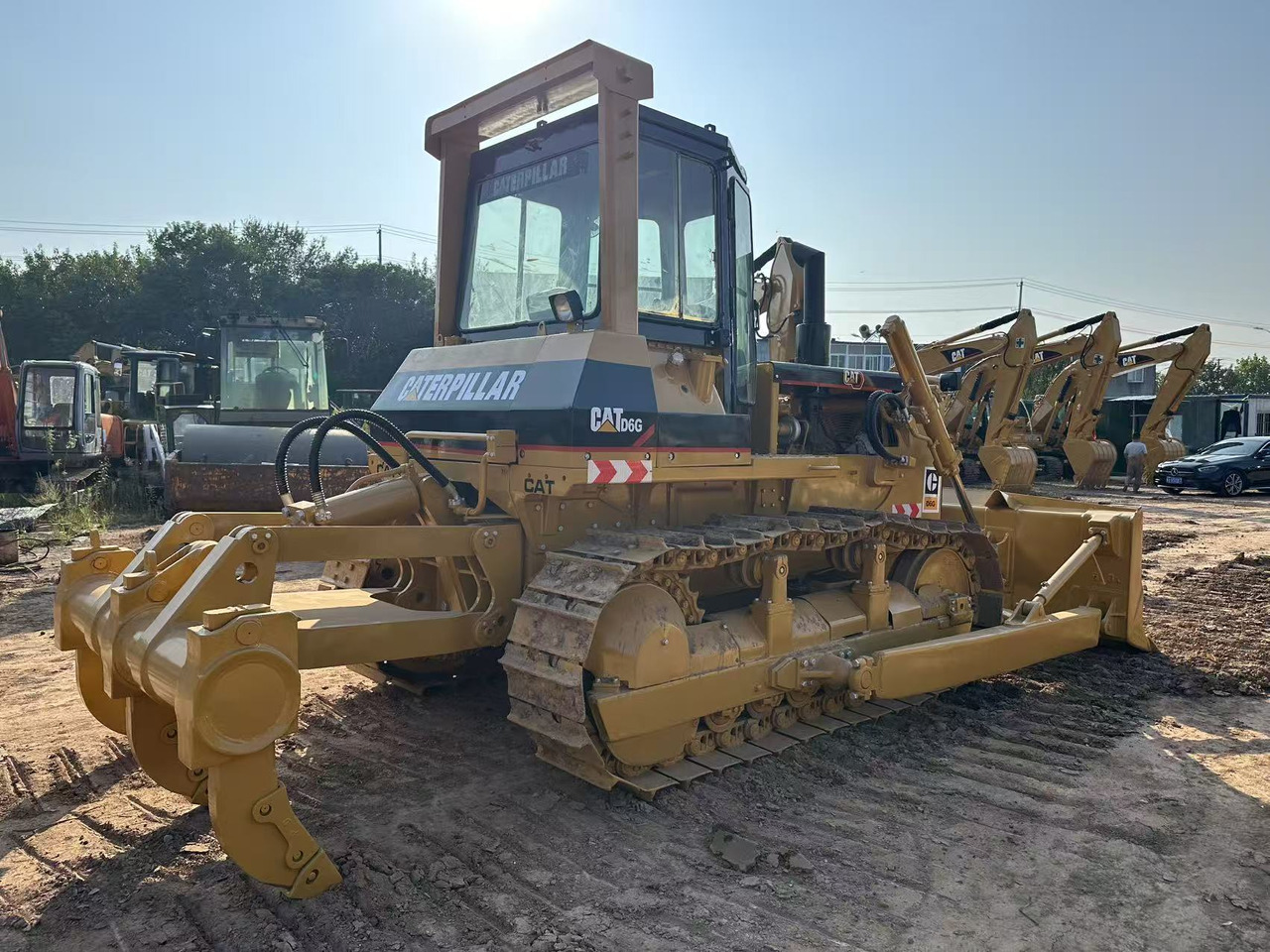 CAT D6G - بلدوزر: صور 3 CAT D6G - بلدوزر: صور 3