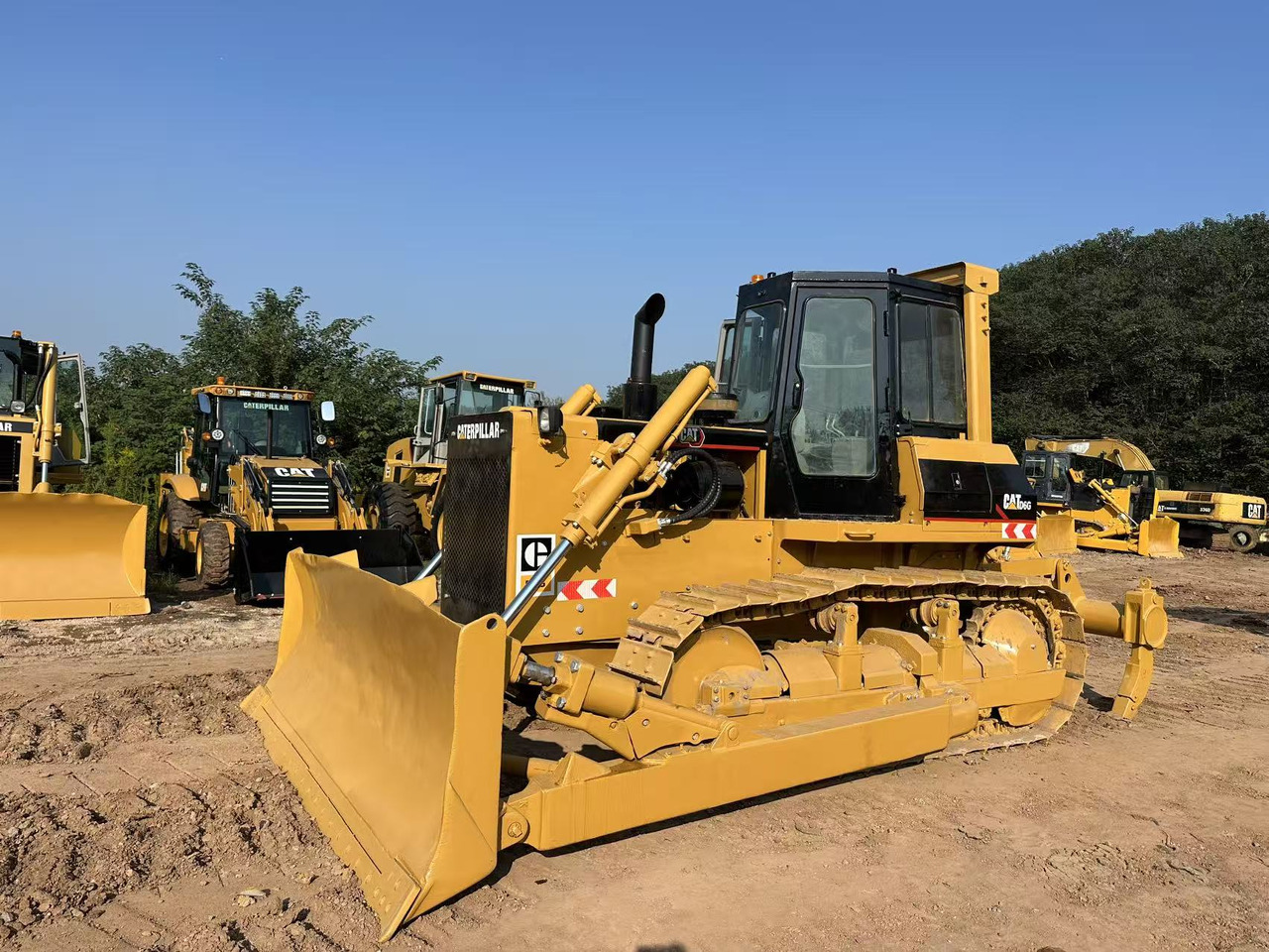 CAT D6G - بلدوزر: صور 2 CAT D6G - بلدوزر: صور 2