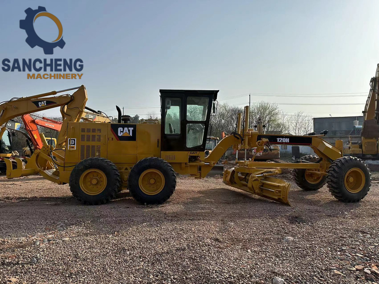 آلة تسوية الأرض CATERPILLAR 120H: صور 10