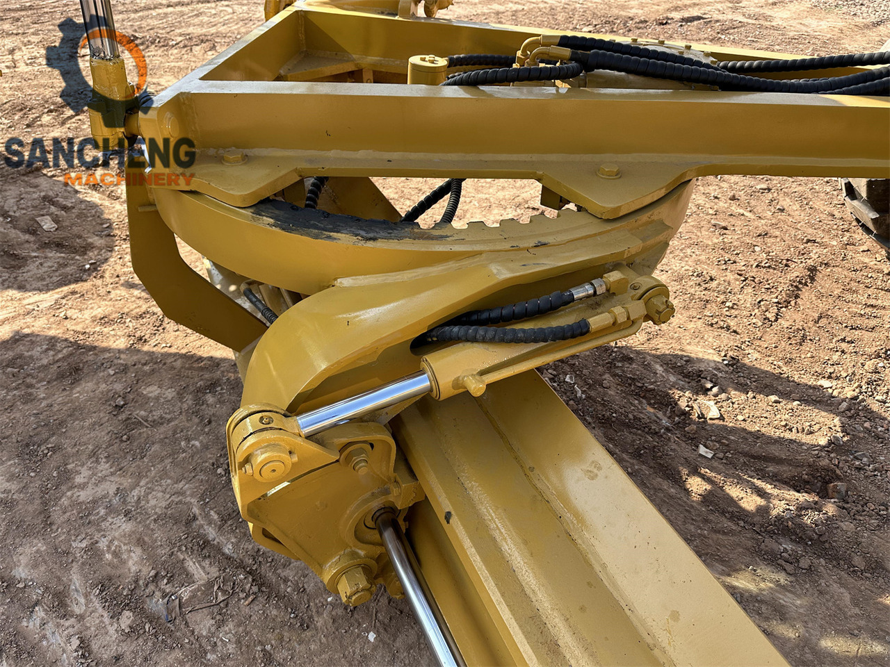 آلة تسوية الأرض CATERPILLAR 140H: صور 6 آلة تسوية الأرض CATERPILLAR 140H: صور 6