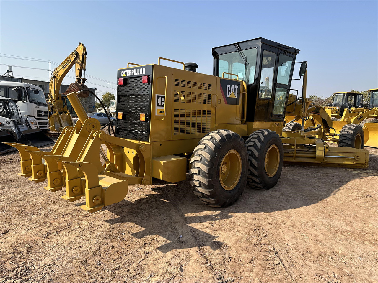 CATERPILLAR 140H - آلة تسوية الأرض: صور 5 CATERPILLAR 140H - آلة تسوية الأرض: صور 5