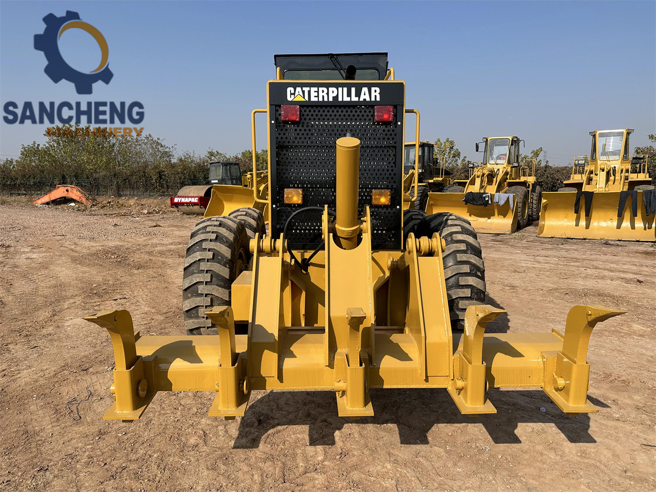 CATERPILLAR 140H - آلة تسوية الأرض: صور 4 CATERPILLAR 140H - آلة تسوية الأرض: صور 4