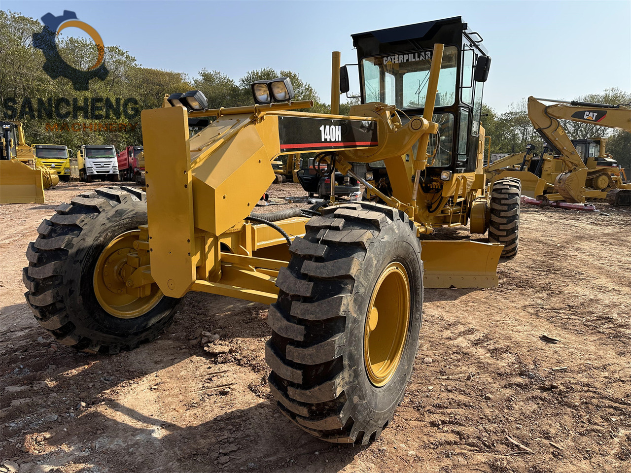 CATERPILLAR 140H - آلة تسوية الأرض: صور 2 CATERPILLAR 140H - آلة تسوية الأرض: صور 2
