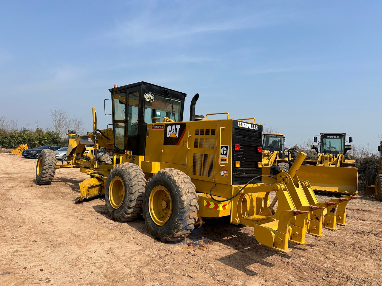 CATERPILLAR 140H - آلة تسوية الأرض: صور 1 CATERPILLAR 140H - آلة تسوية الأرض: صور 1