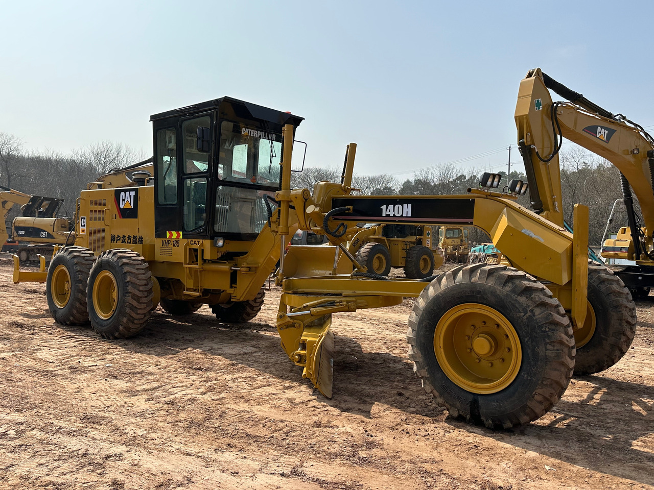 CATERPILLAR 140H - آلة تسوية الأرض: صور 1 CATERPILLAR 140H - آلة تسوية الأرض: صور 1