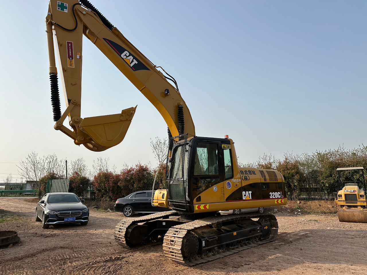 CATERPILLAR 320CL crawler excavator - حفارات زحافة: صور 2 CATERPILLAR 320CL crawler excavator - حفارات زحافة: صور 2