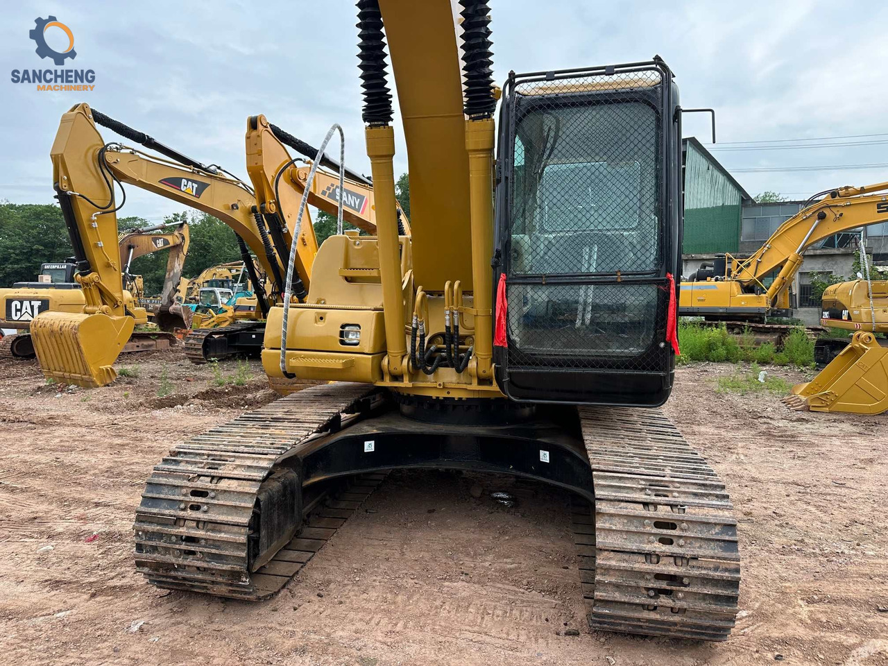 CATERPILLAR 320CL - حفارات زحافة: صور 5 CATERPILLAR 320CL - حفارات زحافة: صور 5