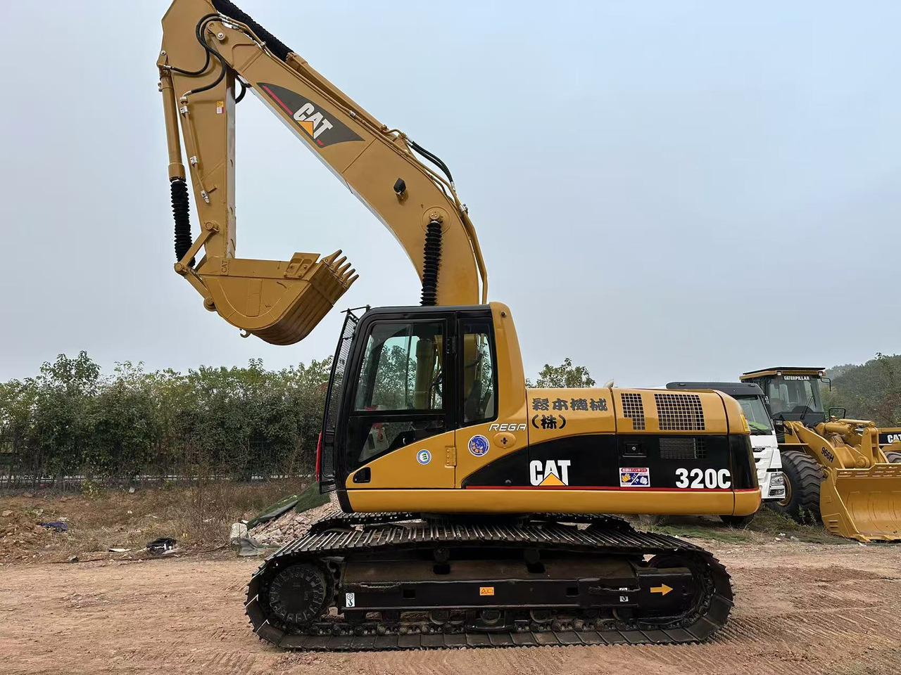 CATERPILLAR 320C - حفارات زحافة: صور 5 CATERPILLAR 320C - حفارات زحافة: صور 5