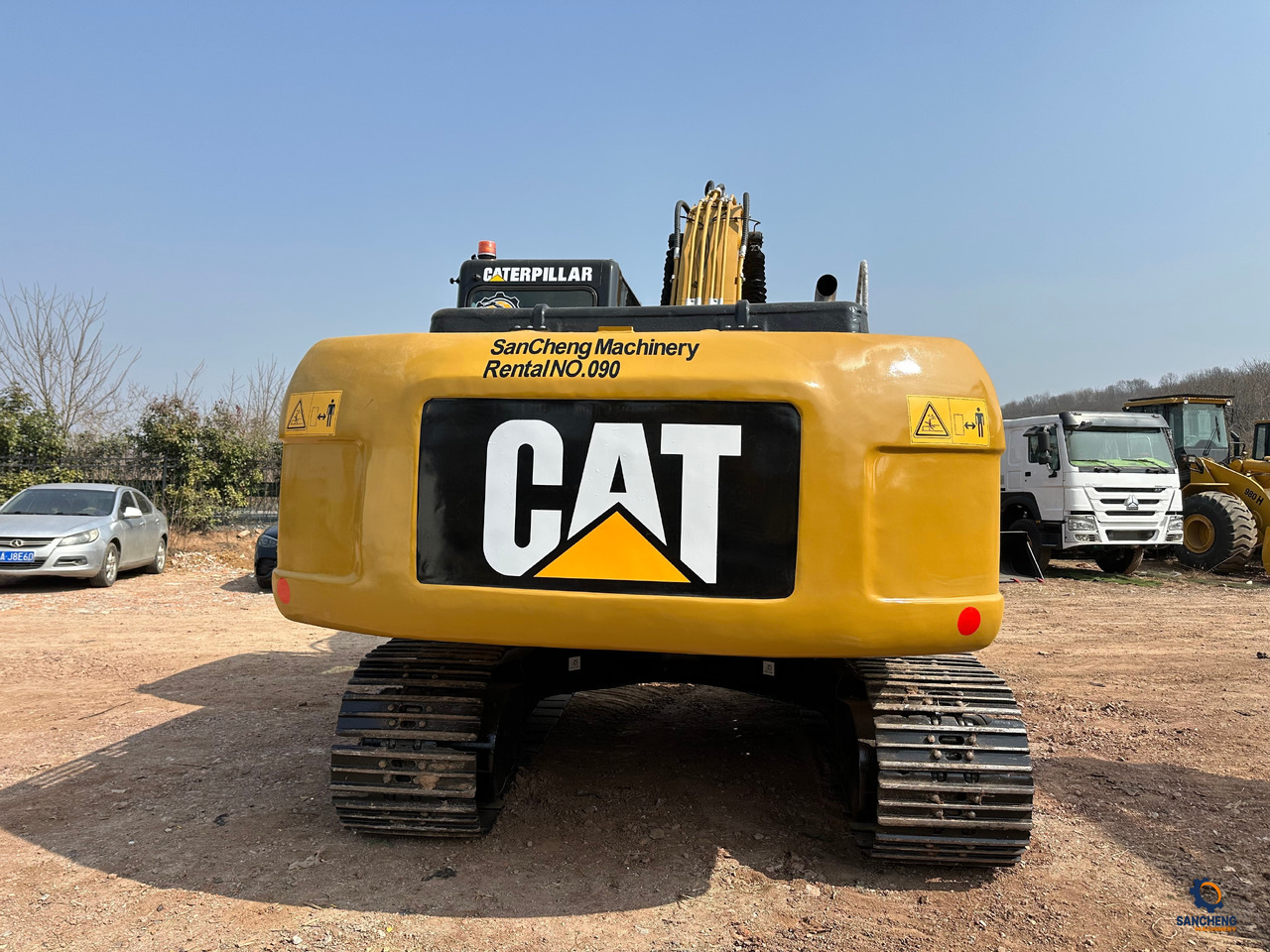 CATERPILLAR 320D2L - حفارات زحافة: صور 4 CATERPILLAR 320D2L - حفارات زحافة: صور 4
