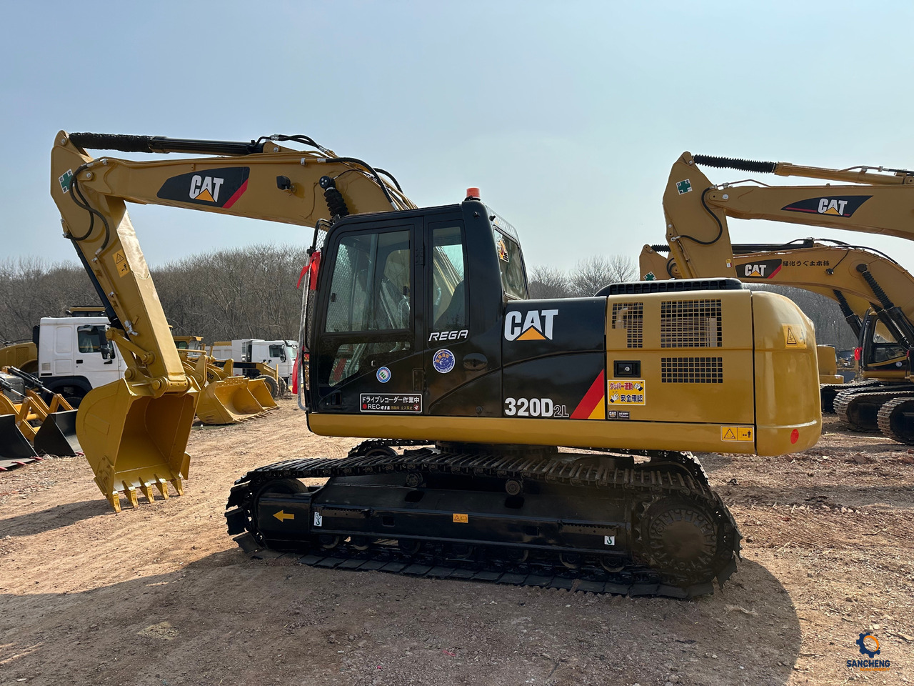CATERPILLAR 320D2L - حفارات زحافة: صور 2 CATERPILLAR 320D2L - حفارات زحافة: صور 2