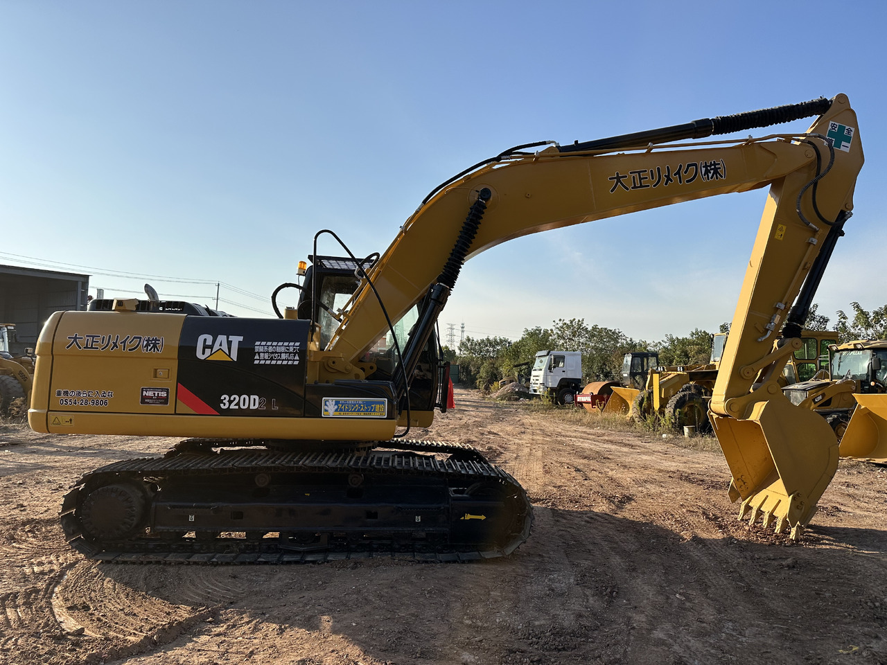 CATERPILLAR 320DL crawler excavator - حفارات زحافة: صور 2 CATERPILLAR 320DL crawler excavator - حفارات زحافة: صور 2