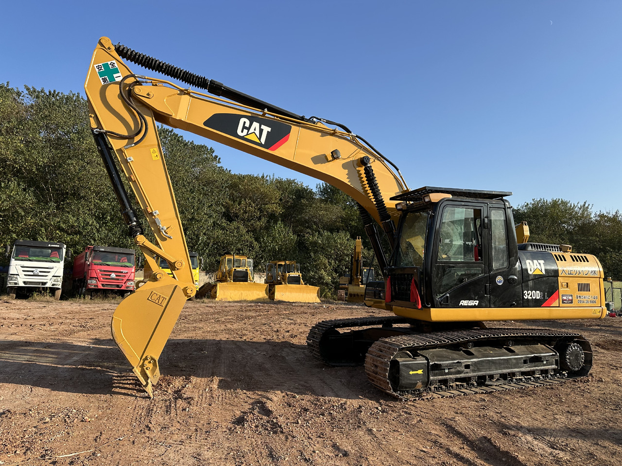 CATERPILLAR 320DL crawler excavator - حفارات زحافة: صور 3 CATERPILLAR 320DL crawler excavator - حفارات زحافة: صور 3