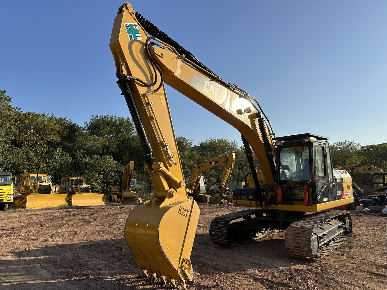 CATERPILLAR 320DL - حفارات زحافة: صور 4 CATERPILLAR 320DL - حفارات زحافة: صور 4
