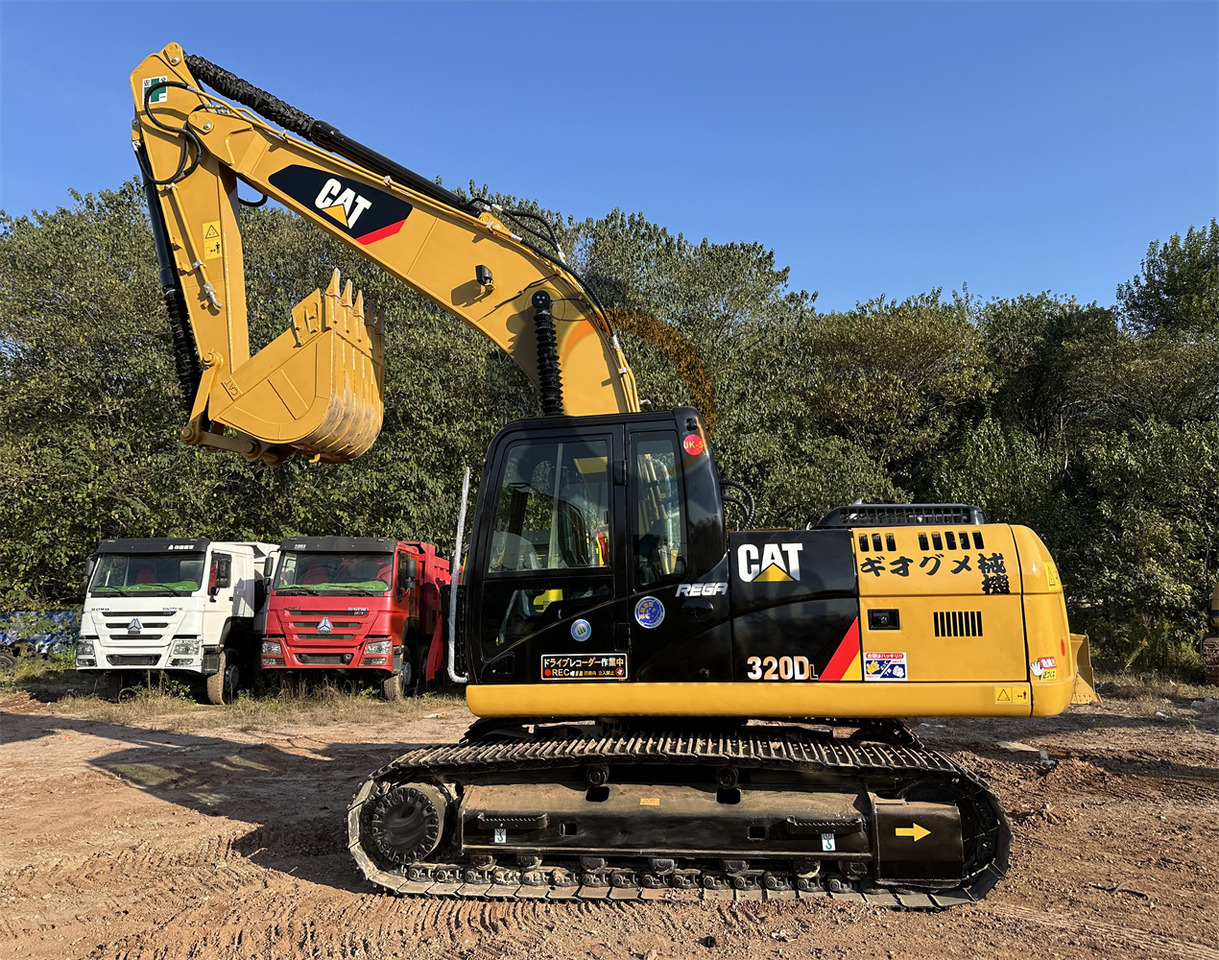 CATERPILLAR 320D - حفارات زحافة: صور 2 CATERPILLAR 320D - حفارات زحافة: صور 2