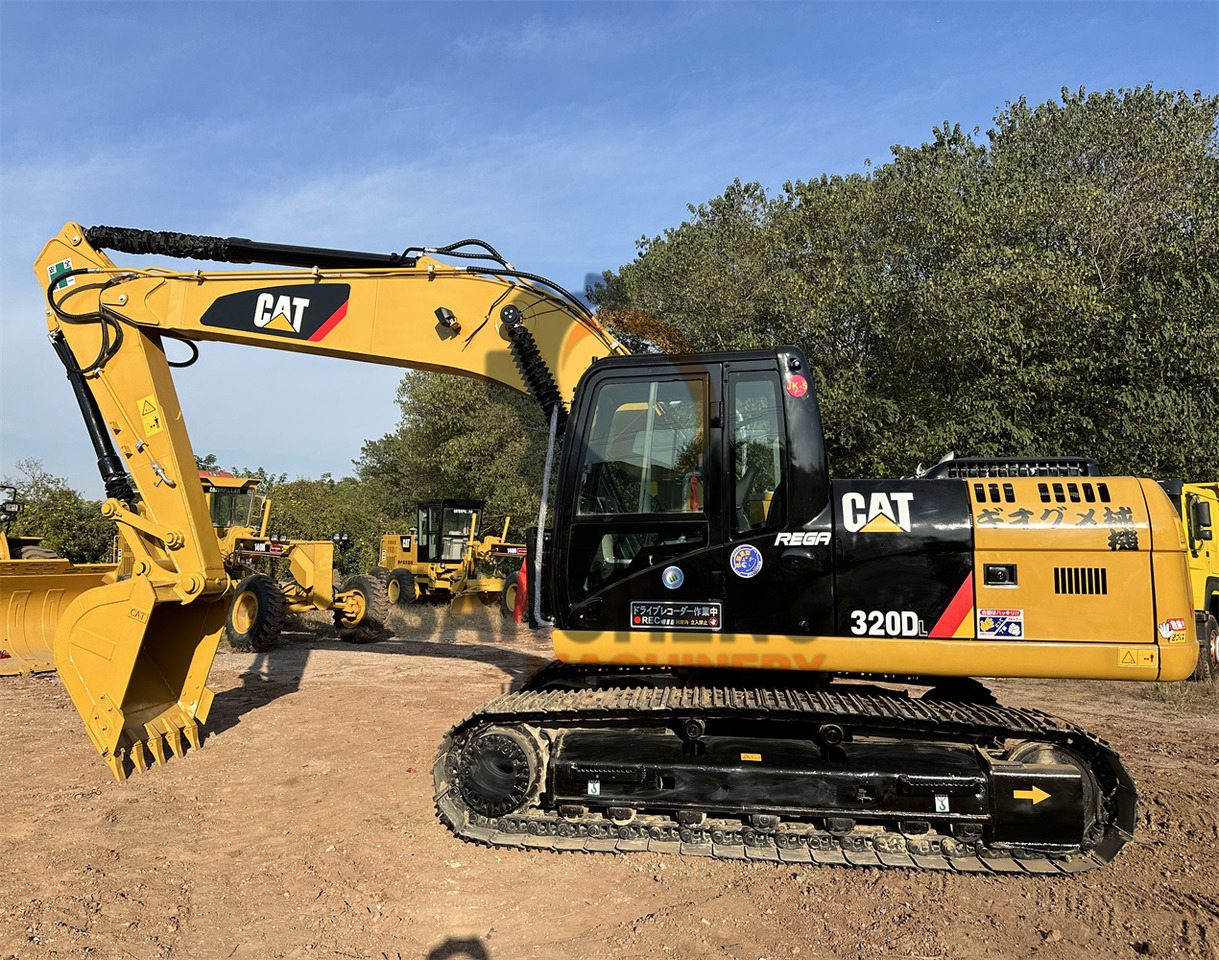 CATERPILLAR 320D - حفارات زحافة: صور 3 CATERPILLAR 320D - حفارات زحافة: صور 3