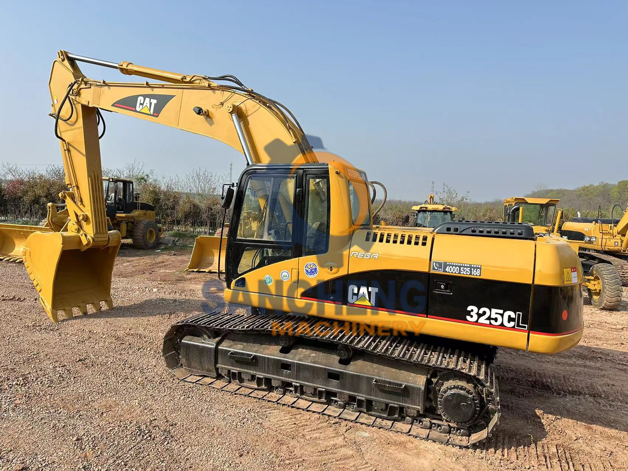 CATERPILLAR 325CL - حفارات زحافة: صور 1 CATERPILLAR 325CL - حفارات زحافة: صور 1