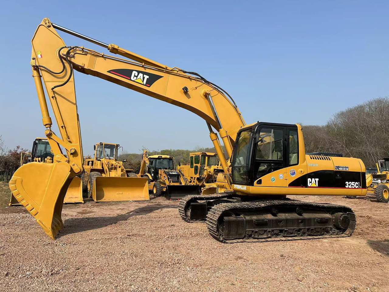 CATERPILLAR 325C - حفارات زحافة: صور 1 CATERPILLAR 325C - حفارات زحافة: صور 1