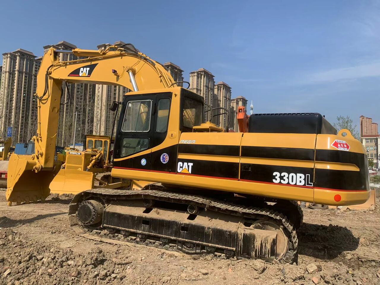 CATERPILLAR 330BL - حفارات زحافة: صور 5 CATERPILLAR 330BL - حفارات زحافة: صور 5