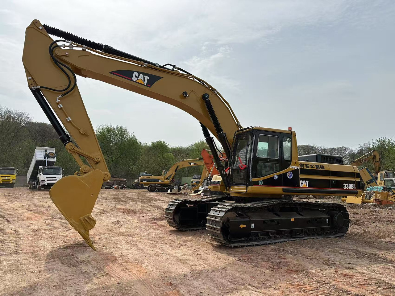 CATERPILLAR 330BL - حفارة: صور 4 CATERPILLAR 330BL - حفارة: صور 4
