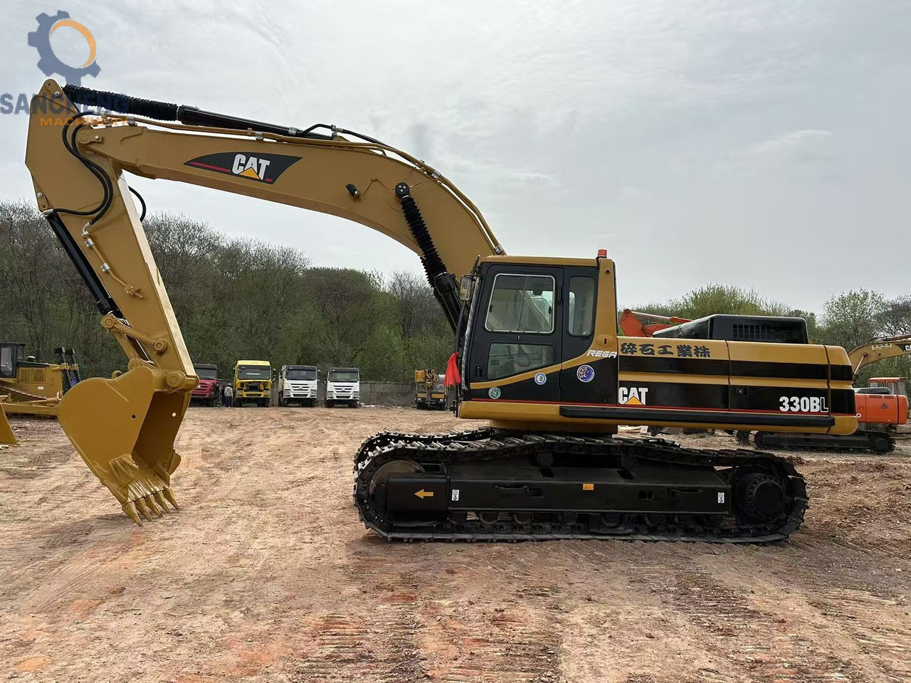 CATERPILLAR 330BL - حفارات زحافة: صور 5 CATERPILLAR 330BL - حفارات زحافة: صور 5