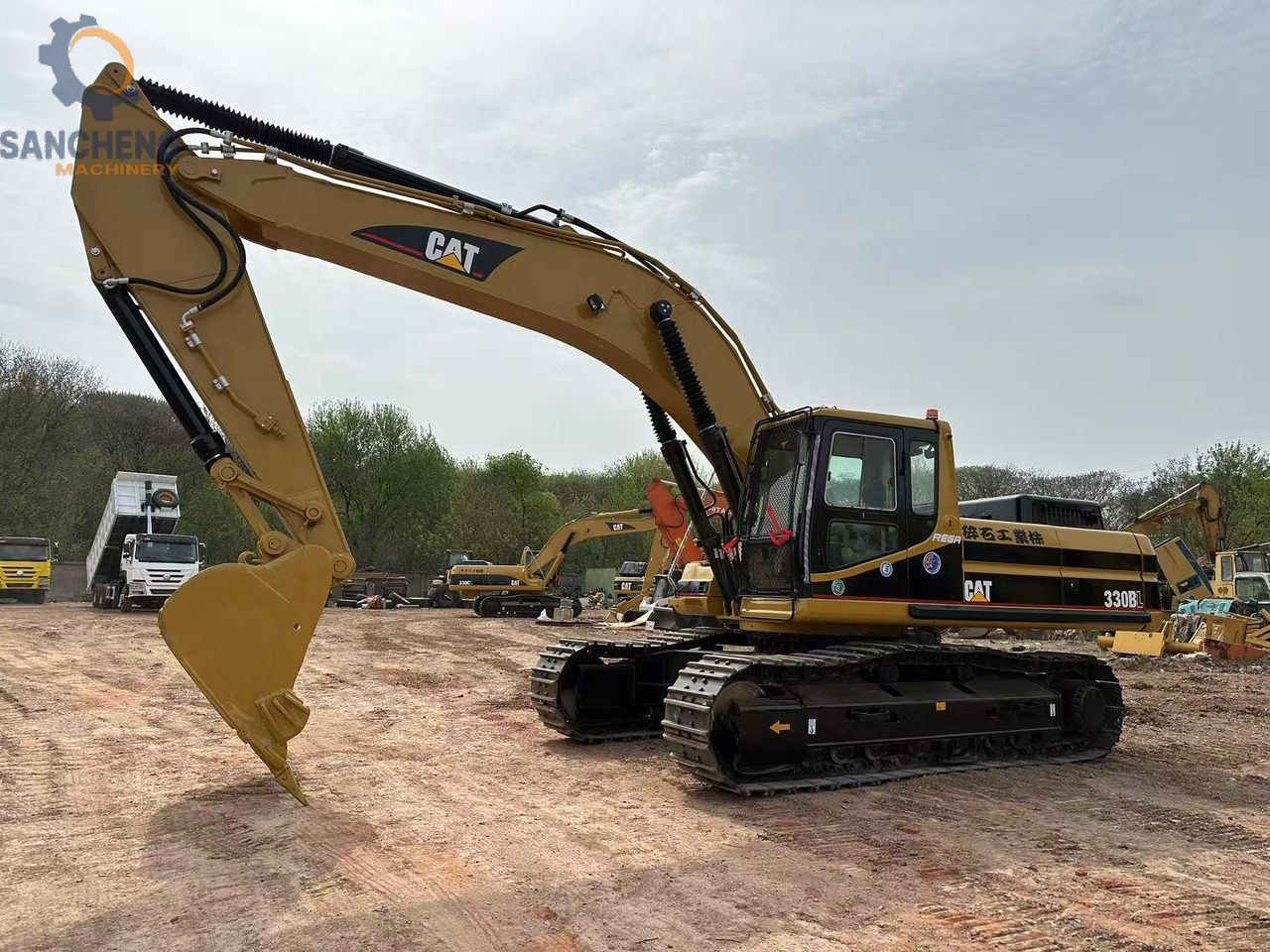 CATERPILLAR 330BL - حفارات زحافة: صور 1 CATERPILLAR 330BL - حفارات زحافة: صور 1