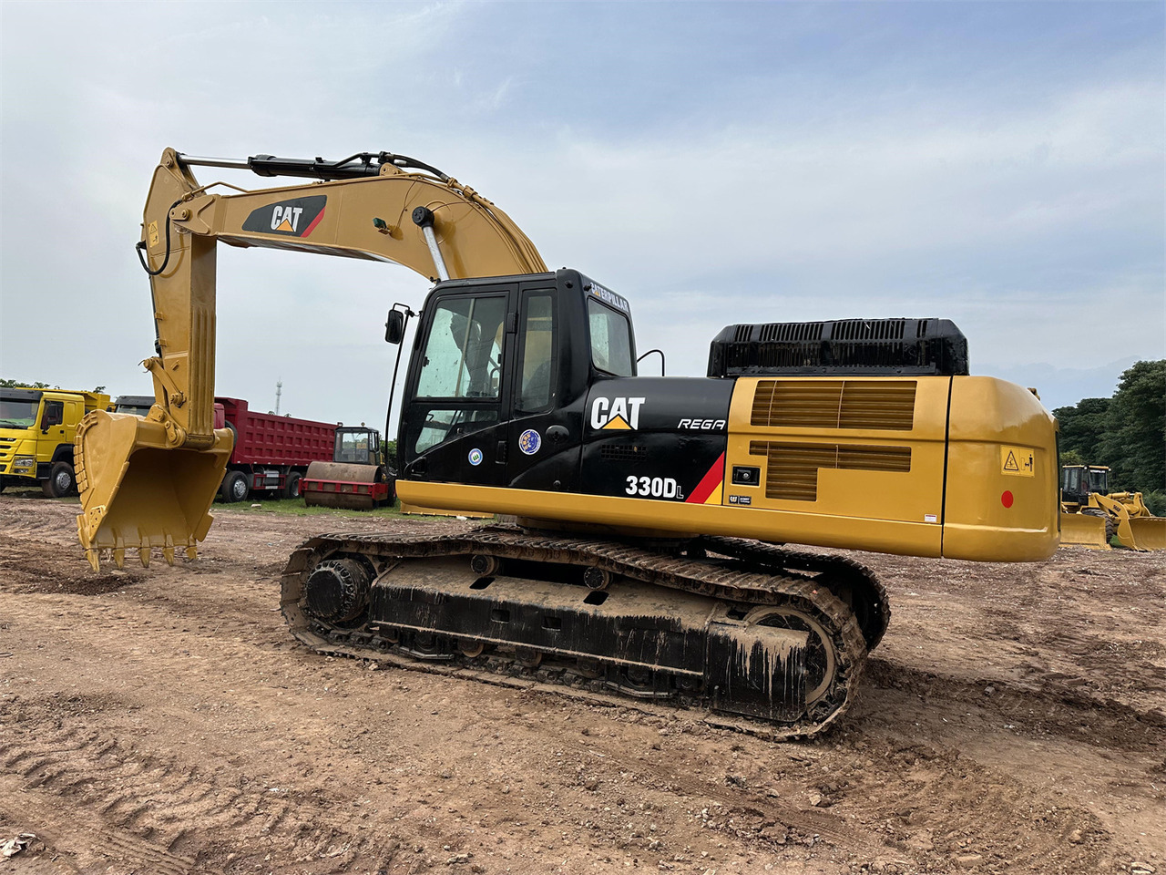 CATERPILLAR 330DL - حفارات زحافة: صور 4 CATERPILLAR 330DL - حفارات زحافة: صور 4