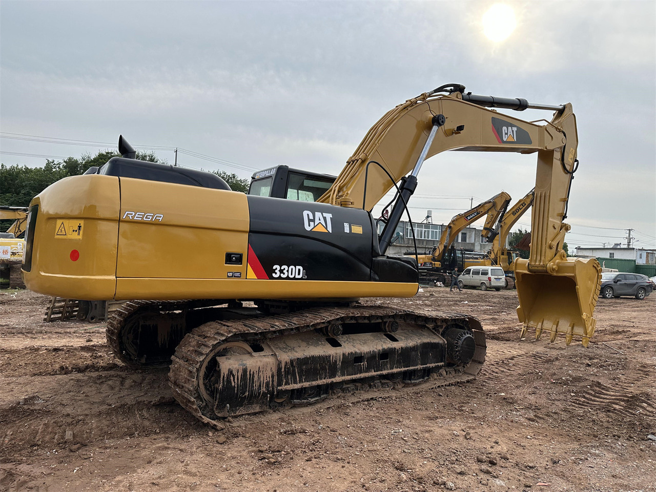 حفارات زحافة CATERPILLAR 330D: صور 7