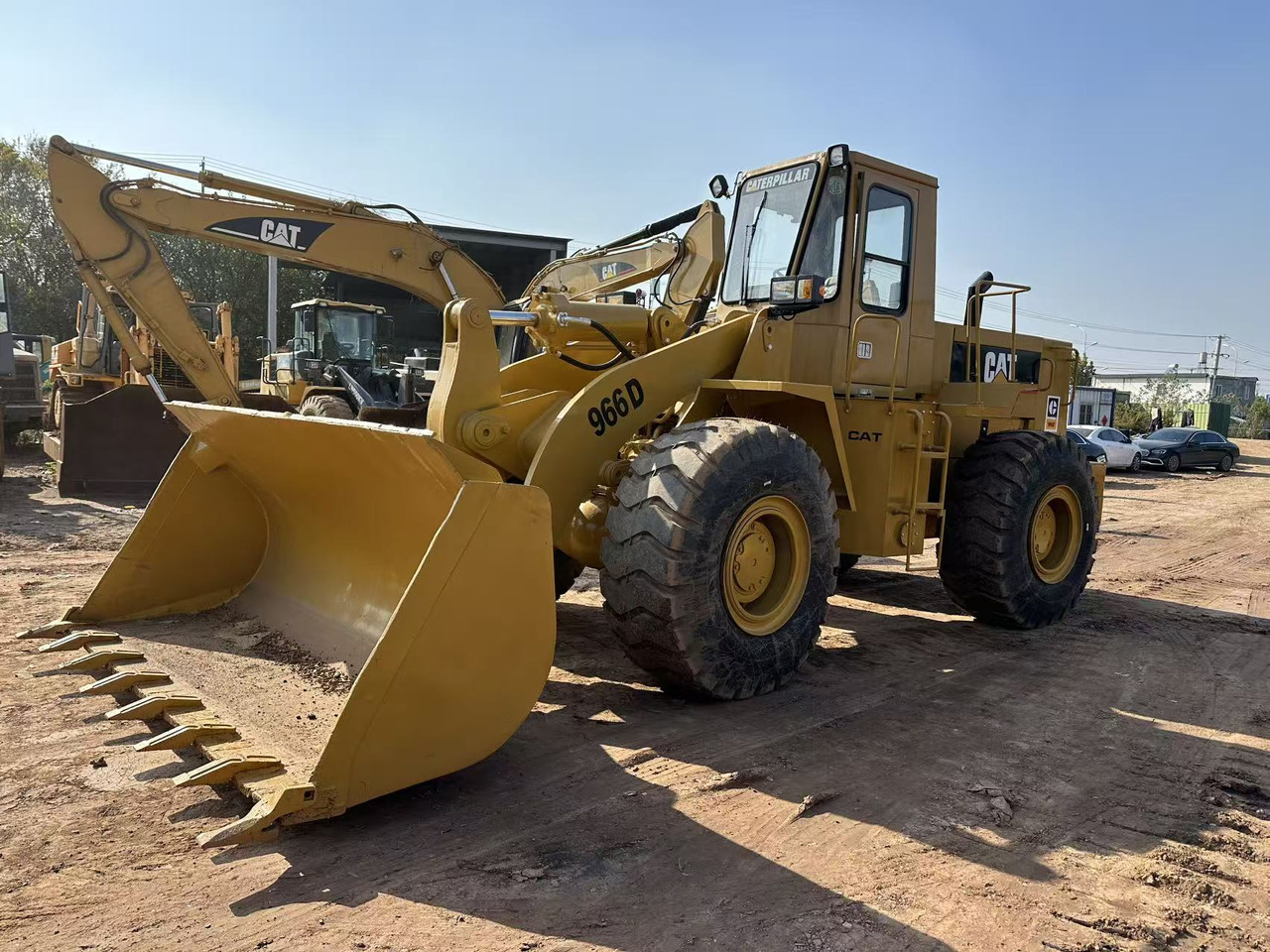 CATERPILLAR 966D - اللودر بعجل: صور 5 CATERPILLAR 966D - اللودر بعجل: صور 5