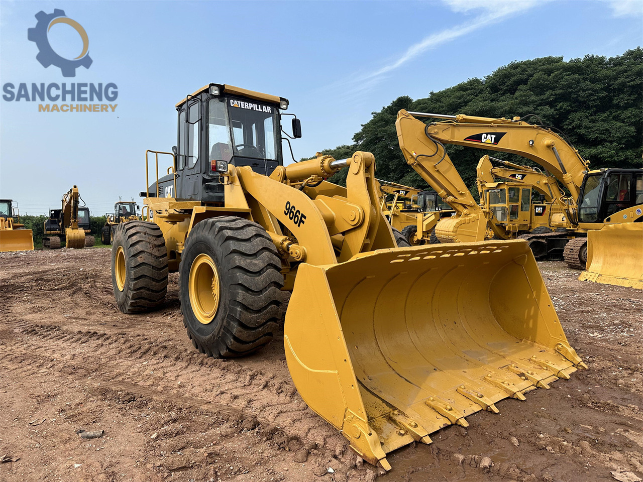 CATERPILLAR 966F - اللودر بعجل: صور 1 CATERPILLAR 966F - اللودر بعجل: صور 1