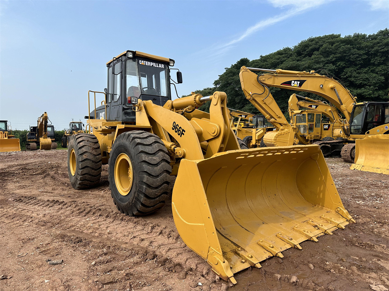 CATERPILLAR 966F - اللودر بعجل: صور 1 CATERPILLAR 966F - اللودر بعجل: صور 1