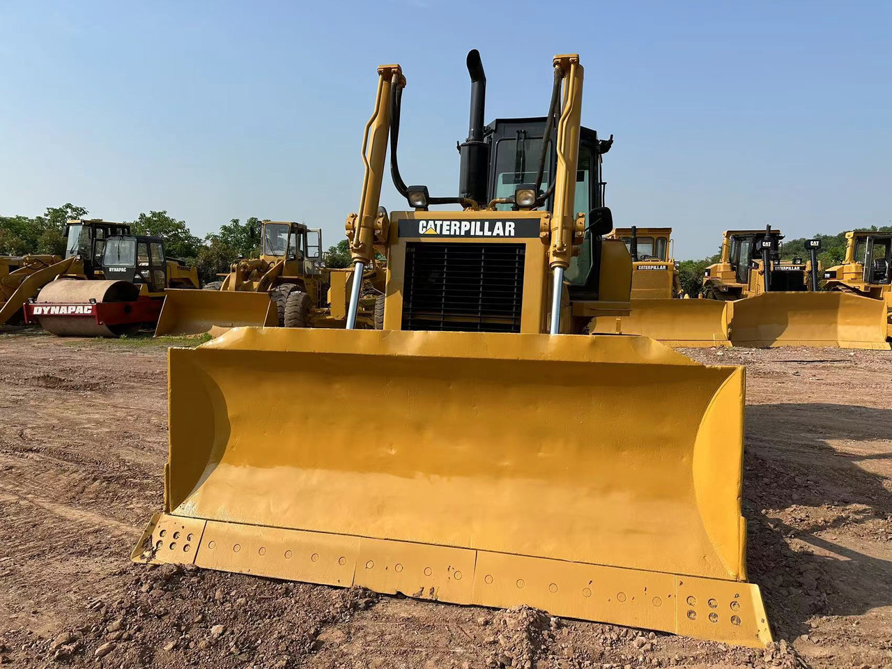 CATERPILLAR D6G Crawler Dozer - بلدوزر: صور 4 CATERPILLAR D6G Crawler Dozer - بلدوزر: صور 4