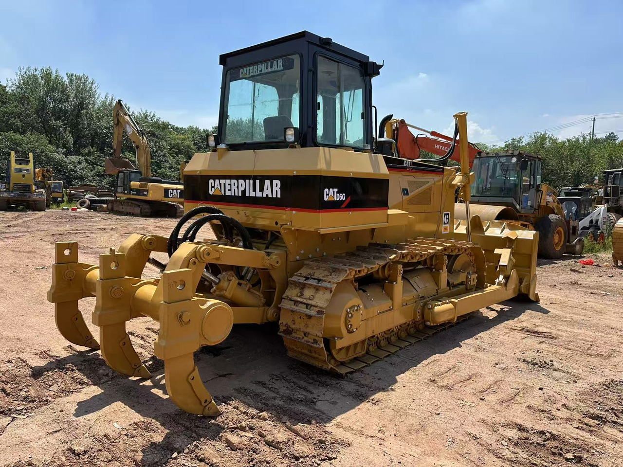CATERPILLAR D6G - بلدوزر: صور 2 CATERPILLAR D6G - بلدوزر: صور 2