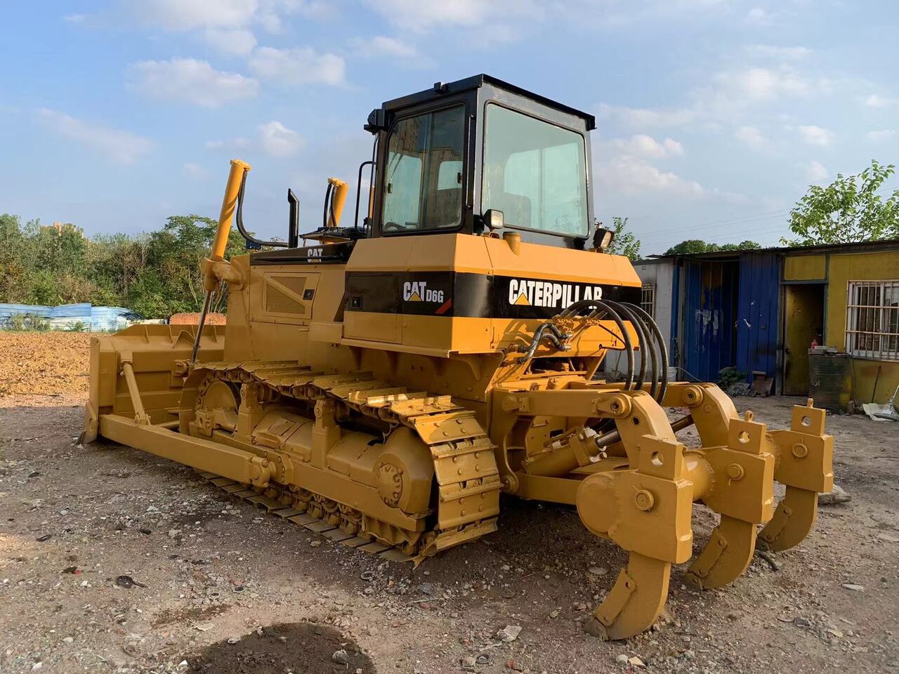 CATERPILLAR D6G - بلدوزر: صور 3 CATERPILLAR D6G - بلدوزر: صور 3