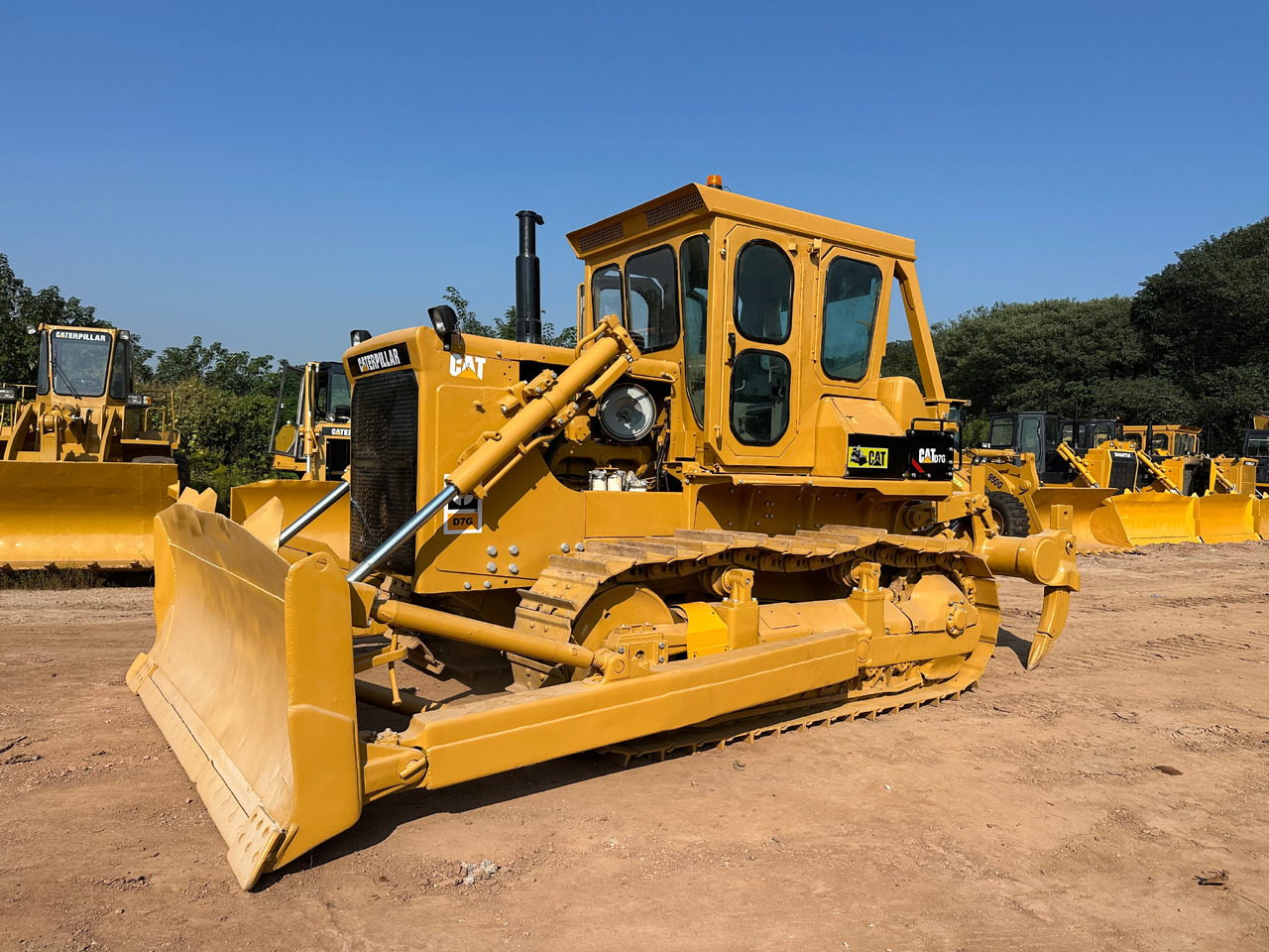 CATERPILLAR D7G Bulldozer - بلدوزر: صور 2 CATERPILLAR D7G Bulldozer - بلدوزر: صور 2