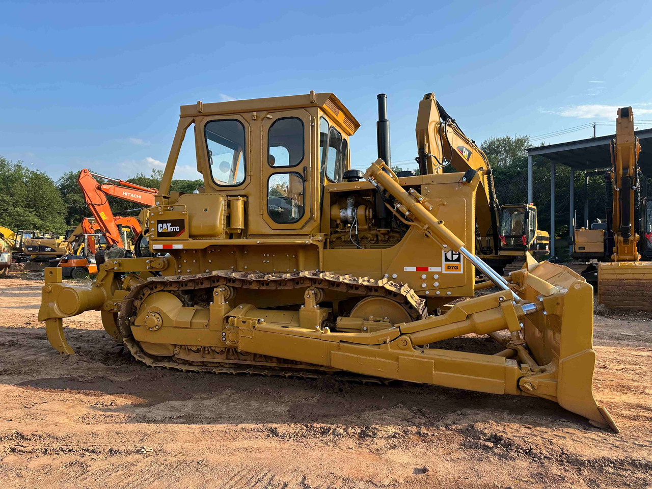 CATERPILLAR D7G - بلدوزر: صور 5 CATERPILLAR D7G - بلدوزر: صور 5