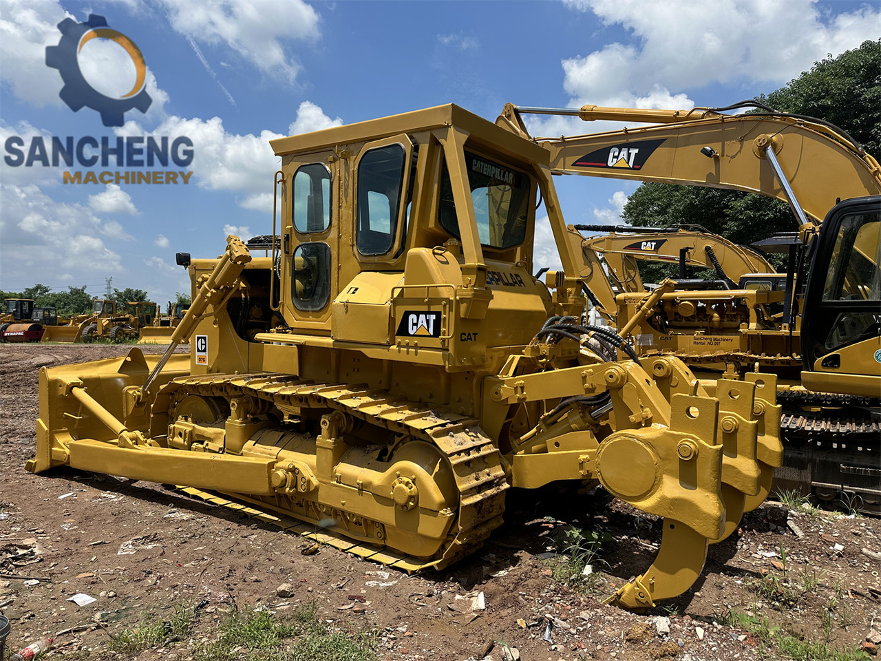 CATERPILLAR D7G - بلدوزر: صور 1 CATERPILLAR D7G - بلدوزر: صور 1