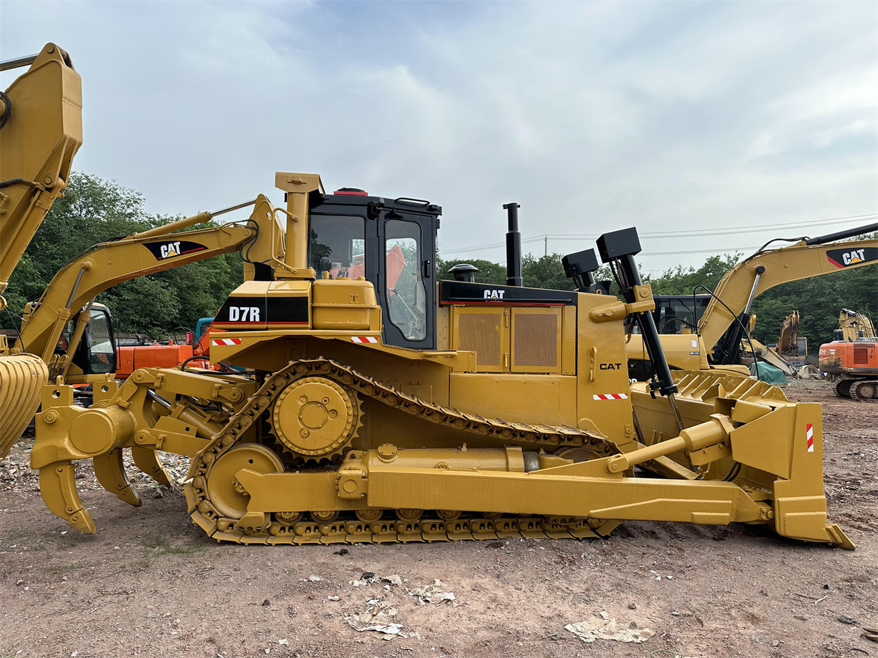 CATERPILLAR D7R - بلدوزر: صور 5 CATERPILLAR D7R - بلدوزر: صور 5