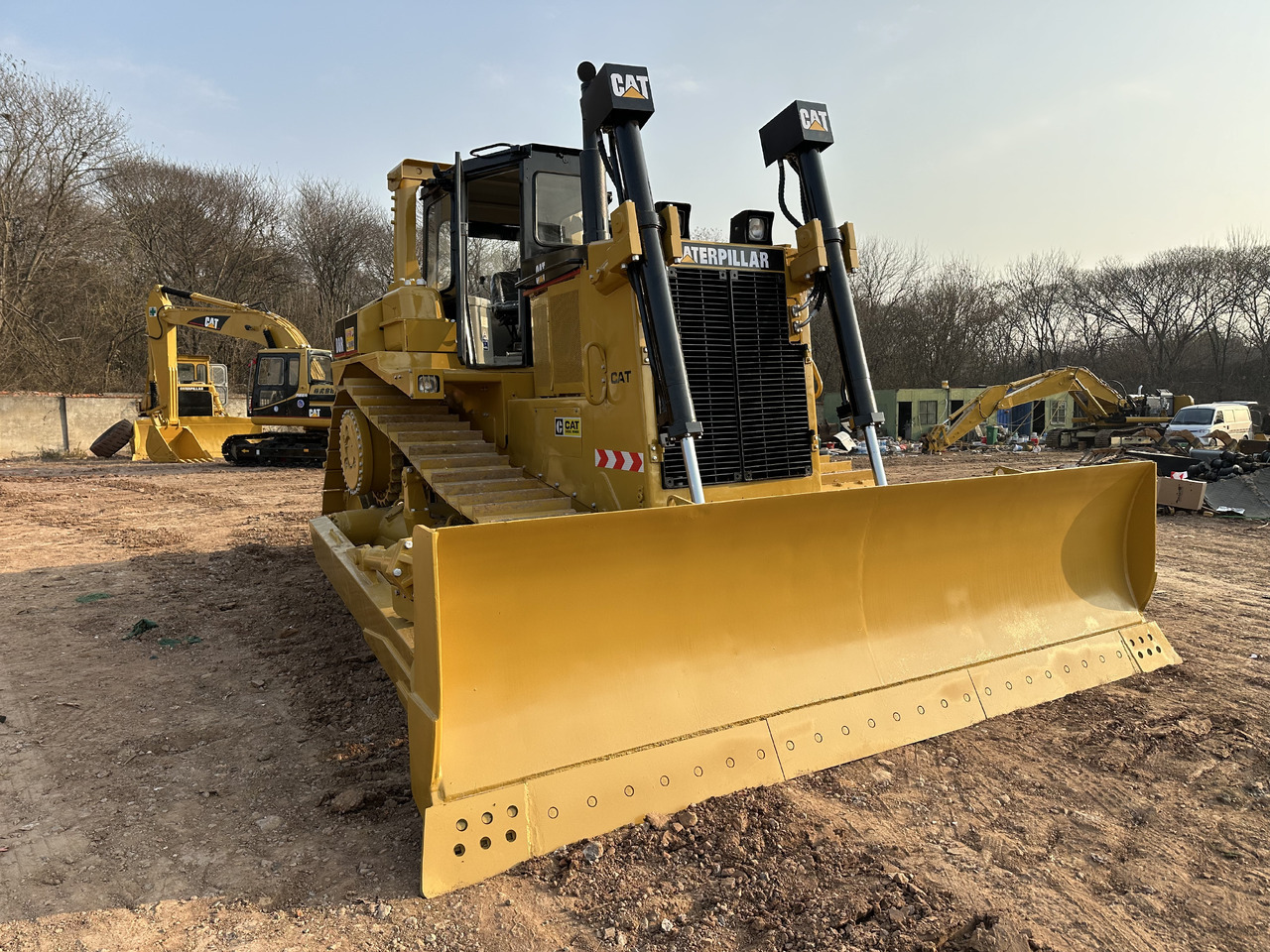 CATERPILLAR D8R - بلدوزر: صور 4 CATERPILLAR D8R - بلدوزر: صور 4