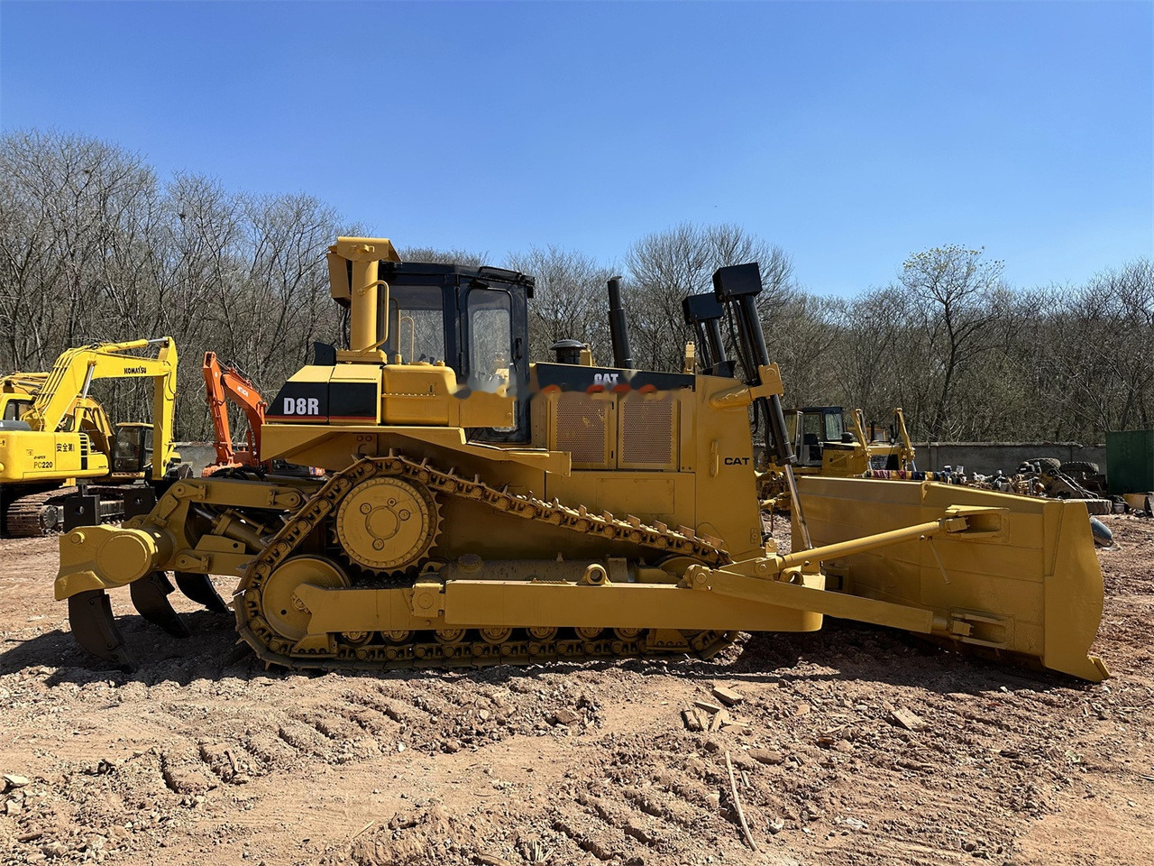 CATERPILLAR D8R - بلدوزر: صور 4 CATERPILLAR D8R - بلدوزر: صور 4