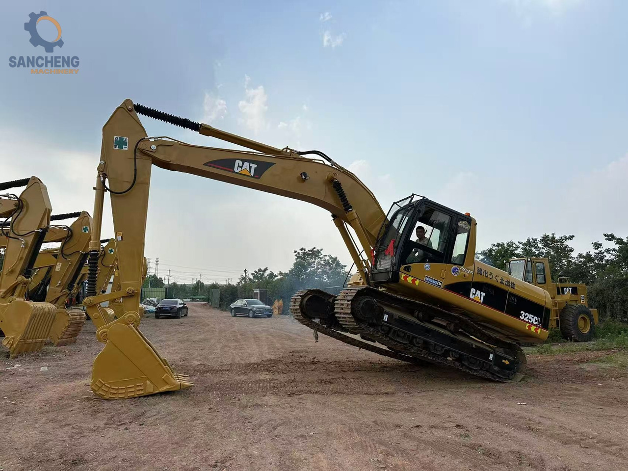 Caterpillar 325 CL crawler excavator - حفارات زحافة: صور 4 Caterpillar 325 CL crawler excavator - حفارات زحافة: صور 4
