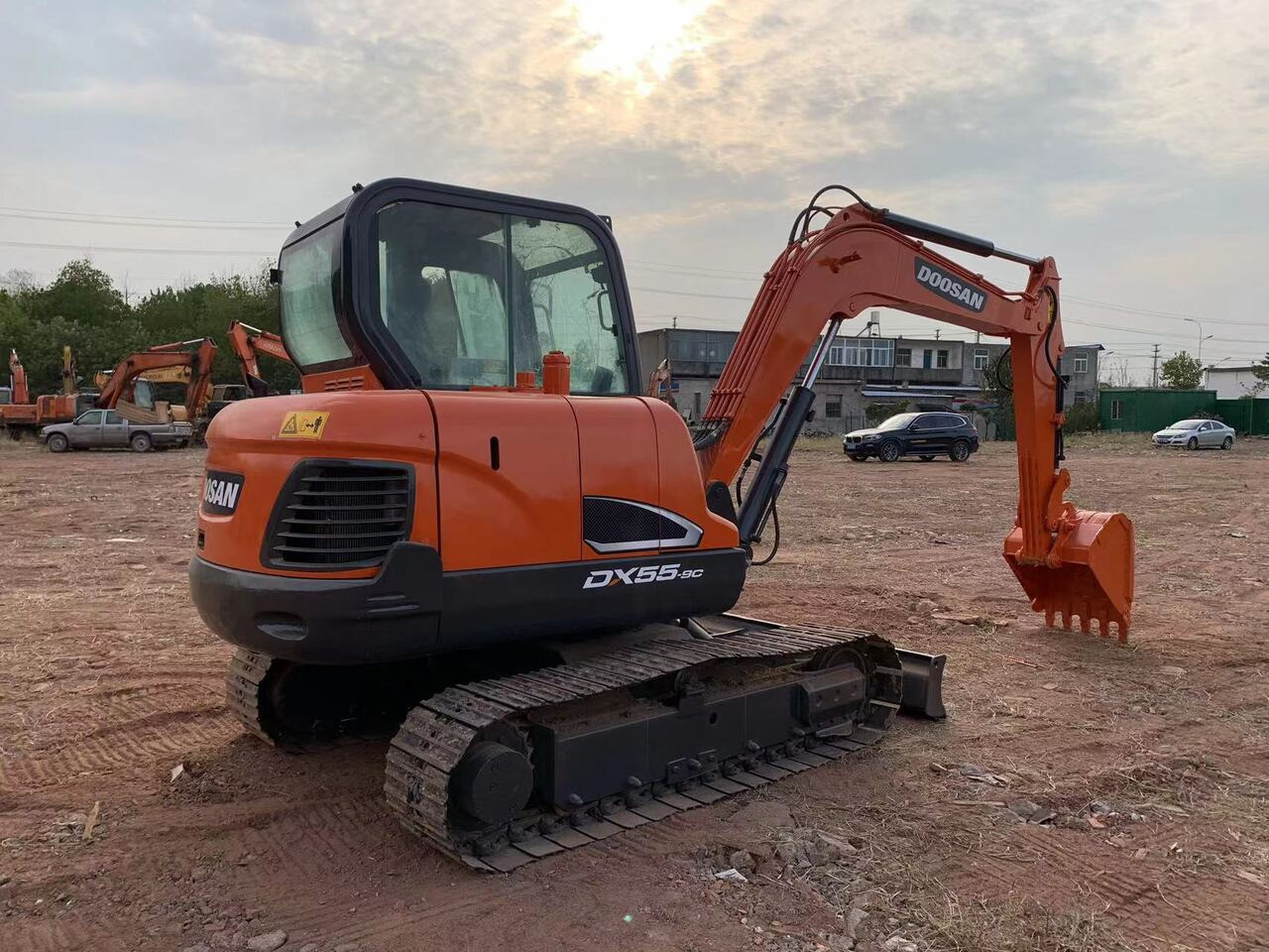 DOOSAN DX55 excavator - حفارة: صور 1 DOOSAN DX55 excavator - حفارة: صور 1